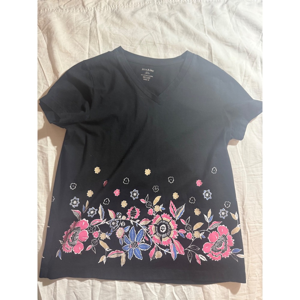 White Stag Womens V Neck T Shirt Black Floral Print Short Sleeve Size M